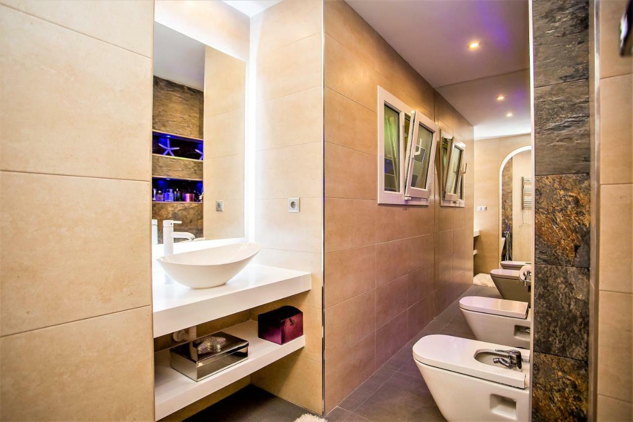Luxury Villa With Swimming Pool And Jacuzzi Marbella Exterior foto